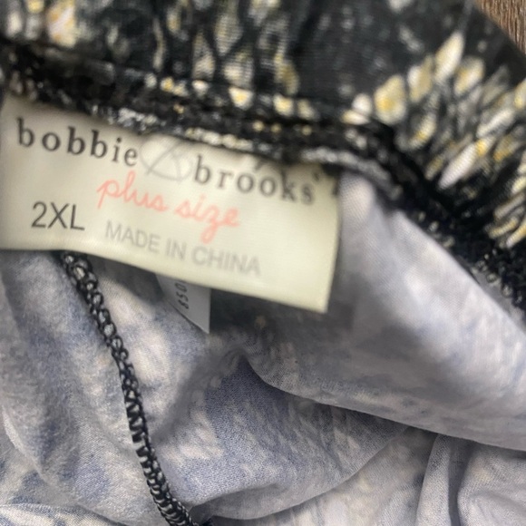 Bobbie Brooks 2X Plus Size Yoga Tights Animal Print - Picture 5 of 6